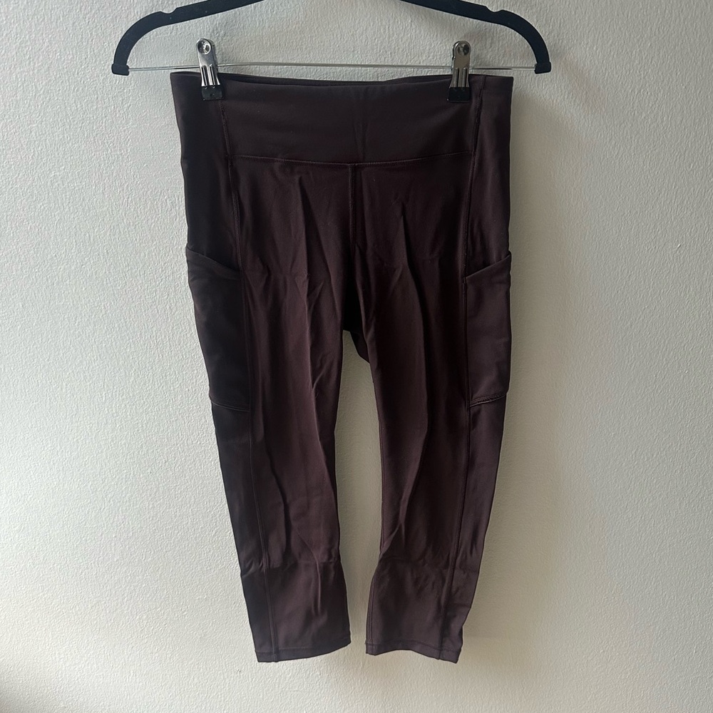 Lululemon Purple Cropped Leggings - size 6